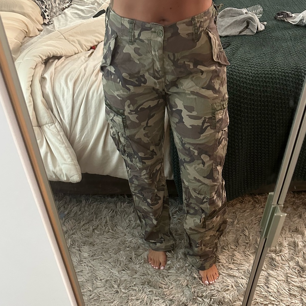 Abercrombie & Fitch Green and Brown Cargo Pants